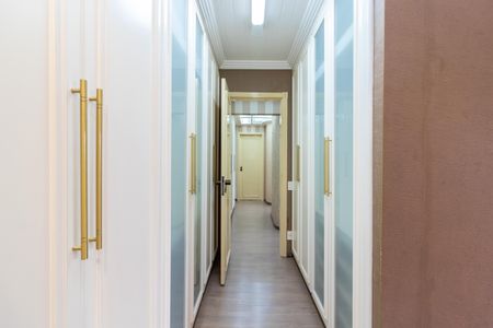 Apartamento à venda com 200m², 4 quartos e 3 vagas Apartamento à venda com 200m², 4 quartos e 3 vagasSuíte 1