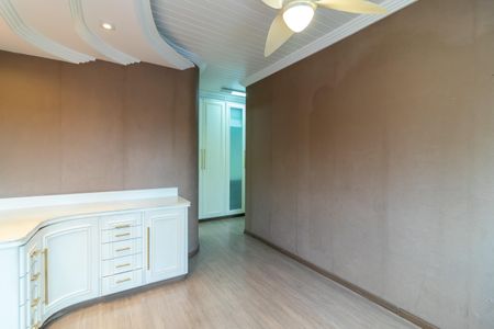 Apartamento à venda com 200m², 4 quartos e 3 vagas Apartamento à venda com 200m², 4 quartos e 3 vagasSuíte 1