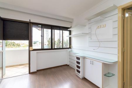 Apartamento à venda com 200m², 4 quartos e 3 vagas Apartamento à venda com 200m², 4 quartos e 3 vagasSuíte 3
