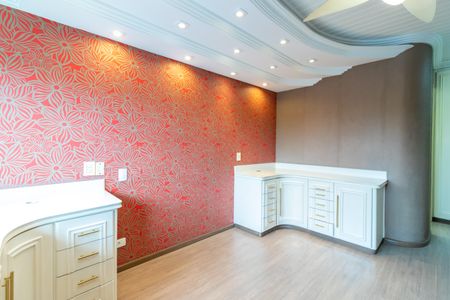 Apartamento à venda com 200m², 4 quartos e 3 vagas Apartamento à venda com 200m², 4 quartos e 3 vagasSuíte 1