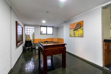 Apartamento à venda com 200m², 4 quartos e 3 vagas Apartamento à venda com 200m², 4 quartos e 3 vagasSala de Jogos