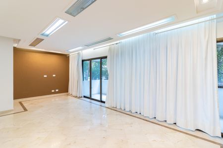 Apartamento à venda com 200m², 4 quartos e 3 vagas Apartamento à venda com 200m², 4 quartos e 3 vagasSala de Estar