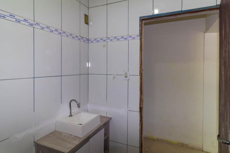 Casa para alugar com 80m², 2 quartos e sem vaga Casa para alugar com 80m², 2 quartos e sem vagaBanheiro