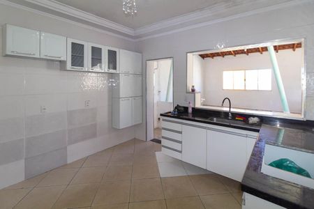 Casa para alugar com 80m², 2 quartos e sem vaga Casa para alugar com 80m², 2 quartos e sem vagaCozinha