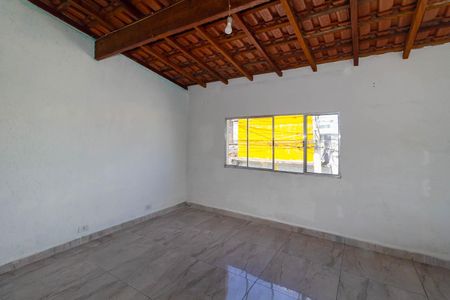 Sala de casa para alugar com 2 quartos, 22m² em Jardim Guairaca, São Paulo