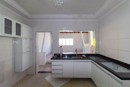 Casa para alugar com 80m², 2 quartos e sem vaga Casa para alugar com 80m², 2 quartos e sem vagaCozinha