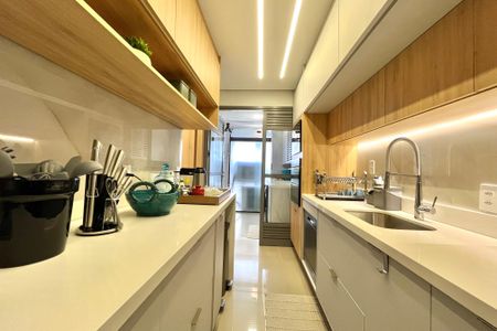 Apartamento à venda com 106m², 2 quartos e 2 vagas Apartamento à venda com 106m², 2 quartos e 2 vagasCozinha