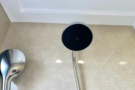 Apartamento à venda com 106m², 2 quartos e 2 vagas Apartamento à venda com 106m², 2 quartos e 2 vagasBanheiro 1 da Suíte 1