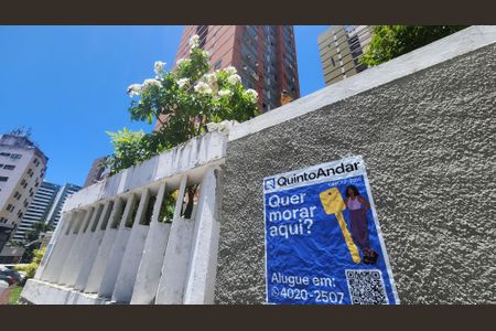 Apartamento para alugar com 70m², 2 quartos e sem vagaPlaca instalada 