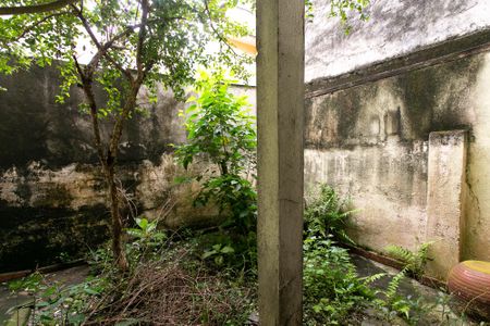 Casa à venda com 90m², 4 quartos e 1 vagaQuintal