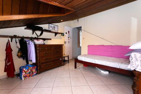 Casa à venda com 90m², 4 quartos e 1 vagaQuarto 4