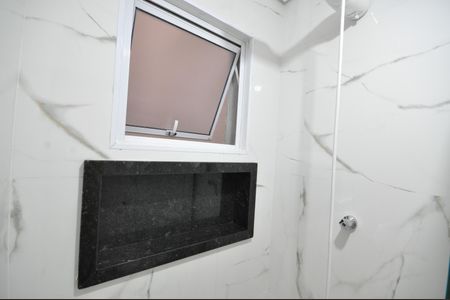 Apartamento à venda com 33m², 1 quarto e sem vagaBanheiro