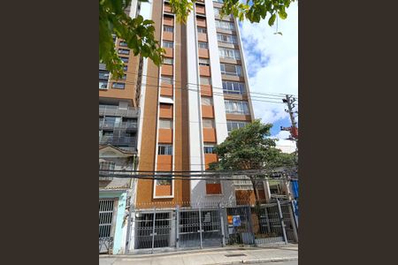Apartamento à venda com 100m², 2 quartos e 1 vagaFachada