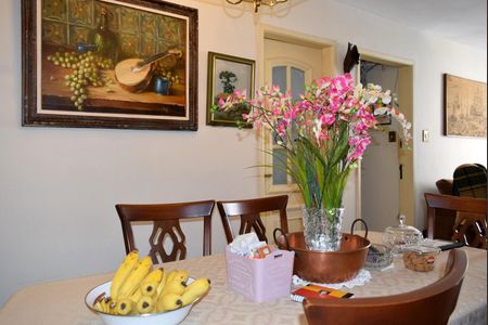 Apartamento à venda com 100m², 2 quartos e 1 vagaSala de jantar