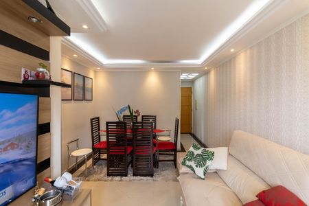 Sala de apartamento à venda com 3 quartos, 70m² em Cidade Líder, São Paulo