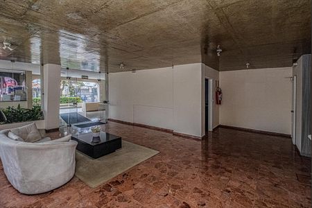 Apartamento à venda com 73m², 2 quartos e sem vagahall de entrada_1