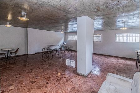 Apartamento à venda com 73m², 2 quartos e sem vagasalão de festas_2