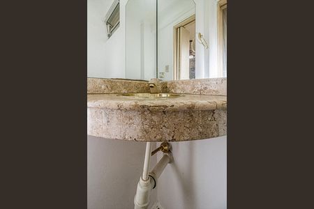 Apartamento à venda com 73m², 2 quartos e sem vagalavabo_4