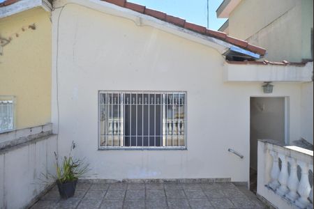 Casa à venda com 94m², 2 quartos e 1 vagaQuintal
