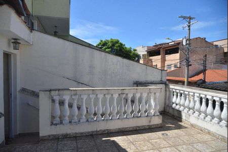 Casa à venda com 94m², 2 quartos e 1 vagaQuintal