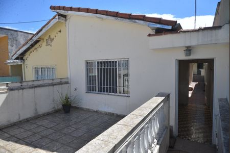 Casa à venda com 94m², 2 quartos e 1 vagaQuintal