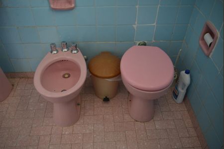 Casa à venda com 94m², 2 quartos e 1 vagaBanheiro Social