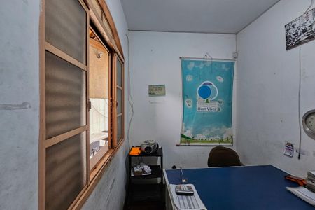 Casa à venda com 371m², 4 quartos e 4 vagas Casa à venda com 371m², 4 quartos e 4 vagasQuarto 2