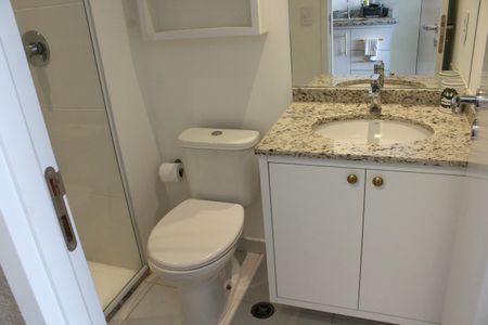 Banheiro de kitnet/studio à venda com 1 quarto, 22m² em Santa Ifigênia, São Paulo