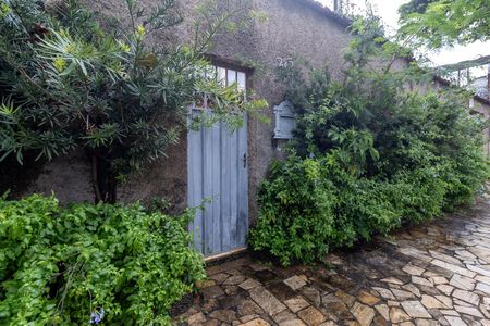 Casa à venda com 210m², 3 quartos e 4 vagasFachada