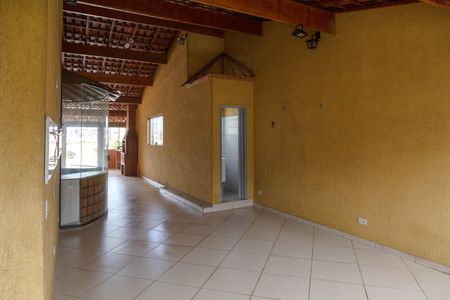 Casa para alugar com 300m², 3 quartos e 2 vagasArea goumet e area de serviço