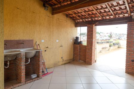 Casa para alugar com 300m², 3 quartos e 2 vagasArea goumet e area de serviço