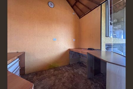 Casa para alugar com 300m², 3 quartos e 2 vagasEscritório