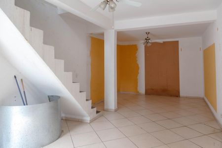 Casa para alugar com 300m², 3 quartos e 2 vagasGaragem