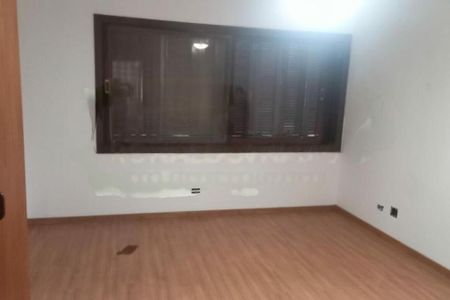 Casa à venda com 4 quartos, 250m² em Interlagos, São Paulo