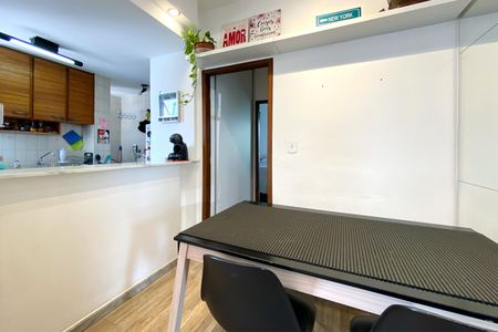 Apartamento à venda com 50m², 1 quarto e 1 vagaCopa
