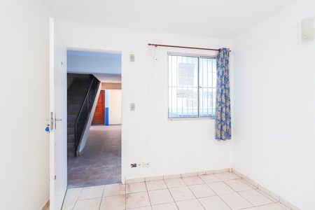 Sala de apartamento para alugar com 2 quartos, 50m² em Jardim Marilu, São Paulo