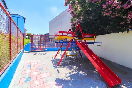 Apartamento para alugar com 50m², 2 quartos e 1 vagaÁrea comum - Playground