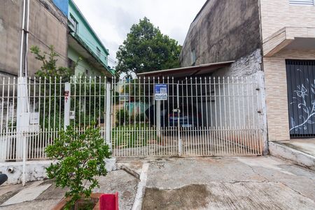 Fachada de casa para alugar com 1 quarto, 230m² em Helena Maria, Osasco