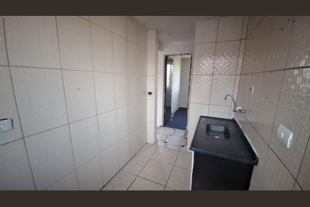 Apartamento para alugar com 2 quartos, 42m² em Parque Santa Rosa, Suzano