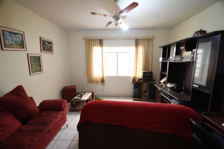 Casa à venda com 147m², 2 quartos e 1 vagaSala