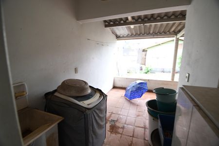 Casa à venda com 147m², 2 quartos e 1 vagaÁrea de Serviço