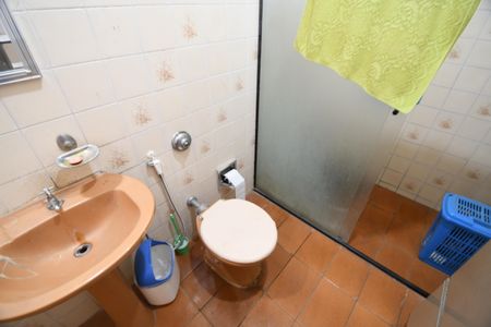 Casa à venda com 147m², 2 quartos e 1 vagaBanheiro