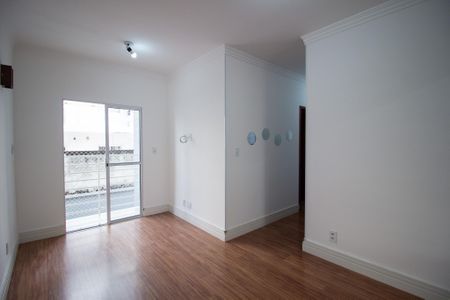 Sala  de apartamento para alugar com 2 quartos, 48m² em Jardim Simus, Sorocaba