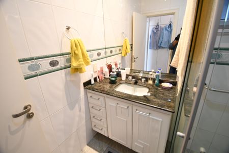 Casa de condomínio à venda com 527m², 5 quartos e 5 vagasBanheiro Suíte