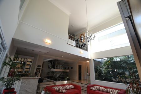 Casa de condomínio à venda com 527m², 5 quartos e 5 vagasSala