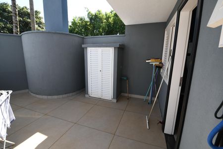 Casa de condomínio à venda com 527m², 5 quartos e 5 vagasÁrea de Serviço