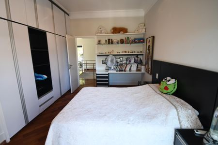 Casa de condomínio à venda com 527m², 5 quartos e 5 vagasQuarto 2 - Suíte