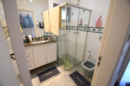 Casa de condomínio à venda com 527m², 5 quartos e 5 vagasBanheiro Suíte