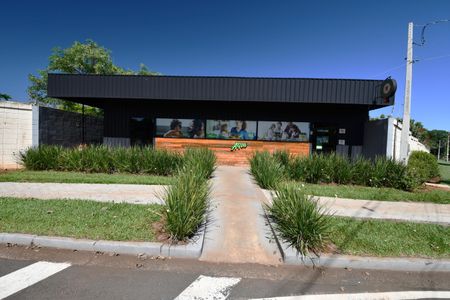 Casa de condomínio à venda com 527m², 5 quartos e 5 vagasMercearia