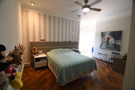Casa de condomínio à venda com 527m², 5 quartos e 5 vagasQuarto 3 - Suíte